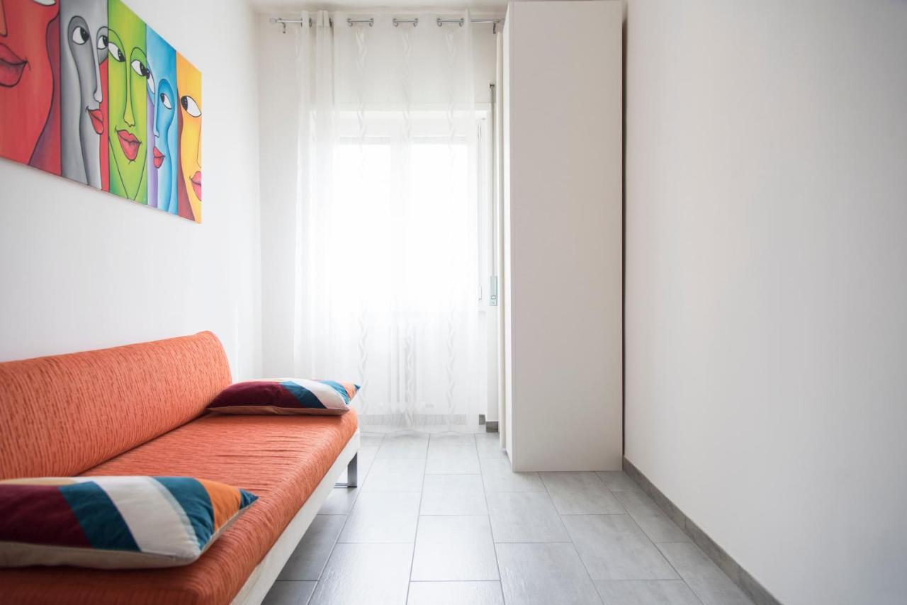 Youhosty - Delle Genziane 7 Daire Milano Dış mekan fotoğraf