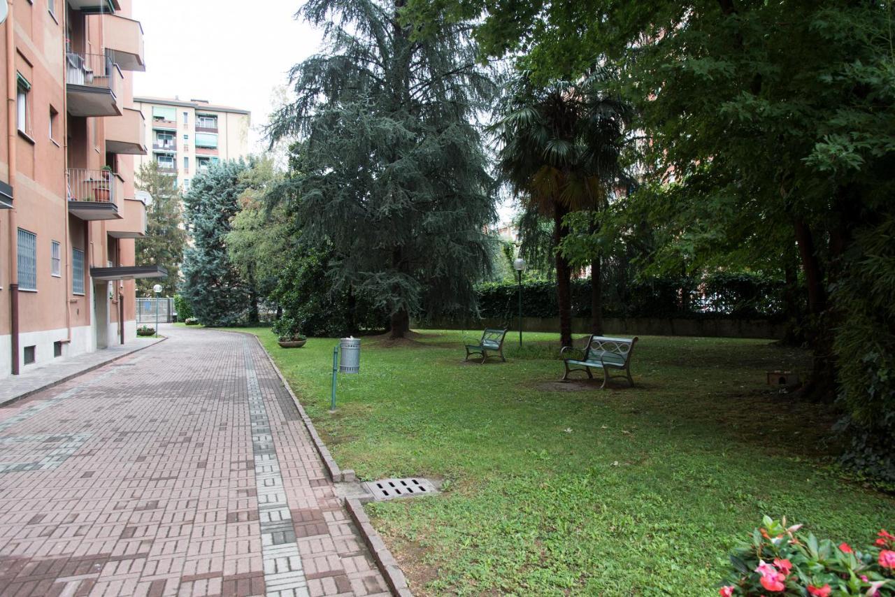 Youhosty - Delle Genziane 7 Daire Milano Dış mekan fotoğraf